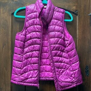 Old Navy Vest Women's Size Small Purple Full Zip Up Quilted Puffer